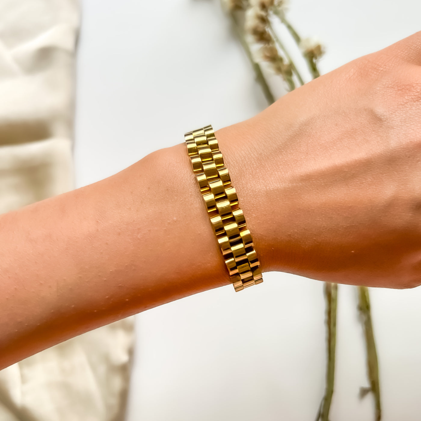 Premium Hand Bracelet